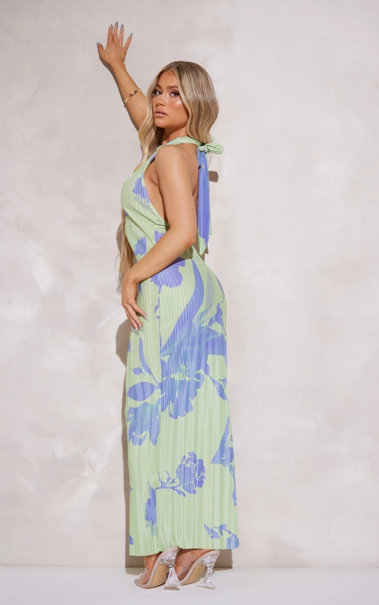 Petite Green Floral Print Plisse High Neck Low Back Maxi Dress 4 Petite Green Floral Print Plisse High Neck Low Back Maxi Dress - Image 2